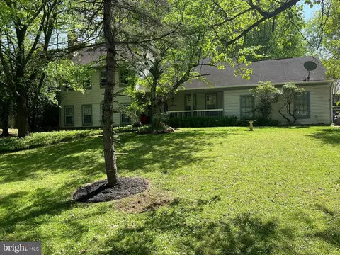 Exterior - 2600 Beechmont Ln, Silver Spring, MD 20906 photo 3 of 3