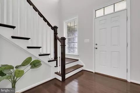 Entry Way - 418 Cloverly Forest Dr, Silver Spring, MD 20905 photo 1 of 8