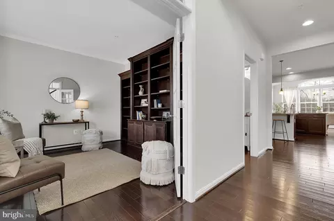 Entry Way - 418 Cloverly Forest Dr, Silver Spring, MD 20905 photo 2 of 8
