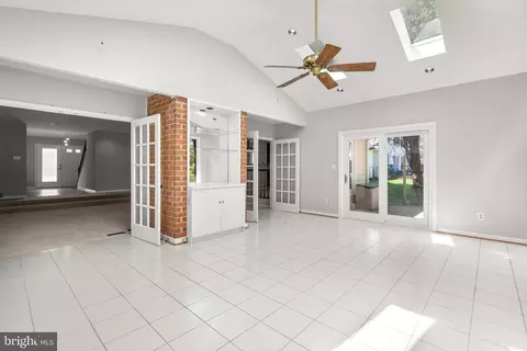 943 Willowleaf Way, Potomac, MD 20854 photo 11