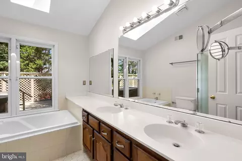 943 Willowleaf Way, Potomac, MD 20854 photo 27