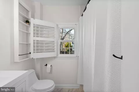 Bath - 10604 Lorain Ave, Silver Spring, MD 20901 photo 3 of 4