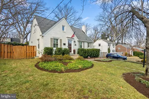 Exterior - 10604 Lorain Ave, Silver Spring, MD 20901 photo 2 of 8