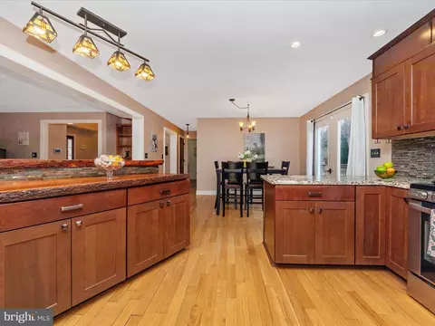 Kitchen - 13907 Overton Ln, Silver Spring, MD 20904 photo 3 of 5
