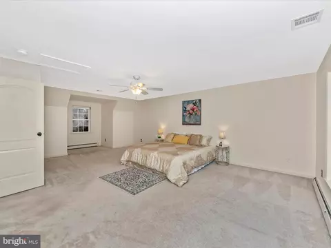 Bedroom - 13907 Overton Ln, Silver Spring, MD 20904 photo 6 of 9