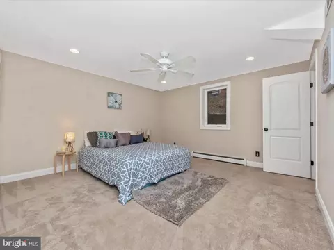 Bedroom - 13907 Overton Ln, Silver Spring, MD 20904 photo 8 of 9