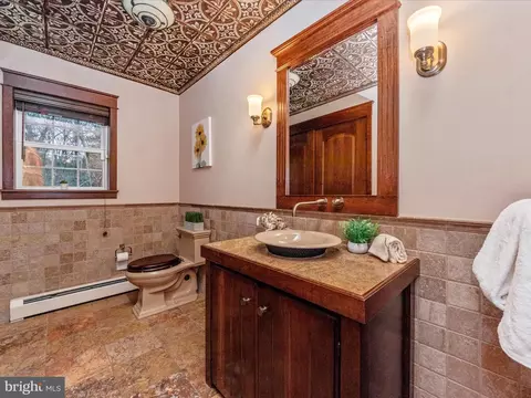 Bath - 13907 Overton Ln, Silver Spring, MD 20904 photo 1 of 7