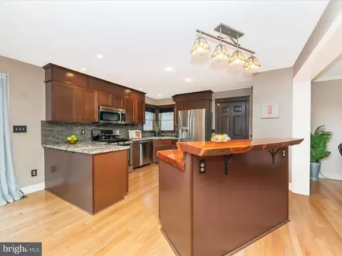 Kitchen - 13907 Overton Ln, Silver Spring, MD 20904 photo 1 of 5