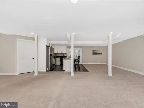 Living - 13907 Overton Ln, Silver Spring, MD 20904 photo 3 of 3
