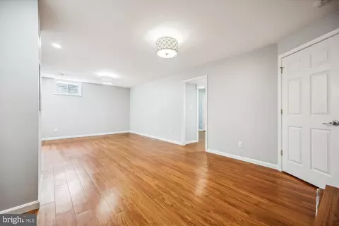 926 Clintwood Dr, Silver Spring, MD 20902 photo 37