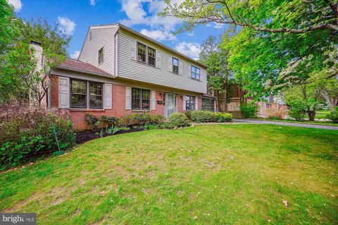 926 Clintwood Dr, Silver Spring, MD 20902
