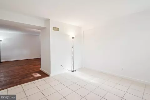 Living - 2244 Washington Ave #102, Silver Spring, MD 20910 photo 8 of 8
