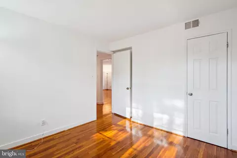 Bedroom - 2244 Washington Ave #102, Silver Spring, MD 20910 photo 3 of 3