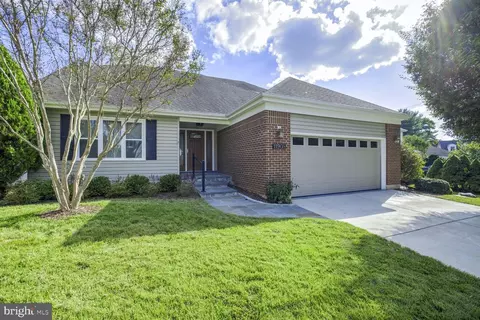 11908 Riding Loop Ter, North Potomac, MD 20878 photo 3