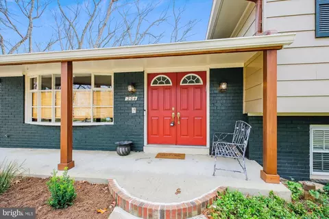 Exterior - 204 Hermleigh Rd, Silver Spring, MD 20902 photo 2 of 15