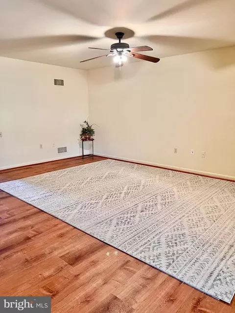 Living - 3272 Gleneagles Dr #67-2C, Silver Spring, MD 20906 photo 4 of 4