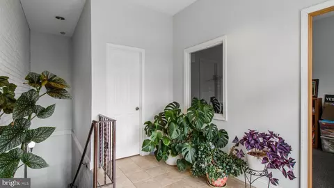 Entry Way - 2816 Old Briggs Chaney Rd, Silver Spring, MD 20905 photo 12 of 19