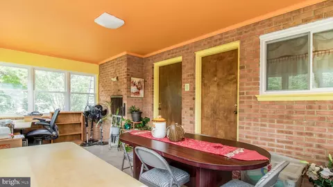 Entry Way - 2816 Old Briggs Chaney Rd, Silver Spring, MD 20905 photo 1 of 19