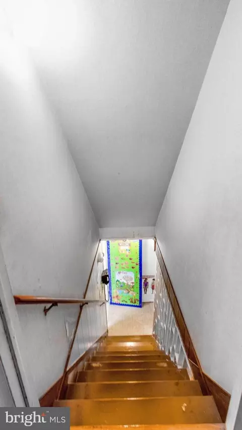 Entry Way - 2816 Old Briggs Chaney Rd, Silver Spring, MD 20905 photo 19 of 19