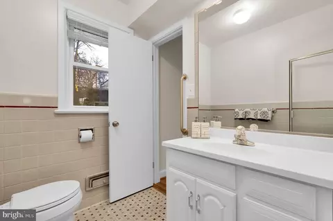 9403 Crosby Rd, Silver Spring, MD 20910 photo 29