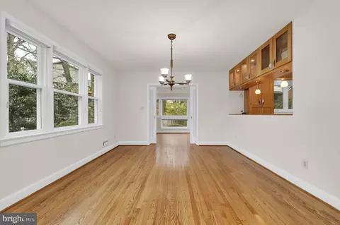 9403 Crosby Rd, Silver Spring, MD 20910 photo 8