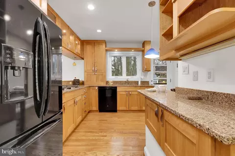 9403 Crosby Rd, Silver Spring, MD 20910 photo 17