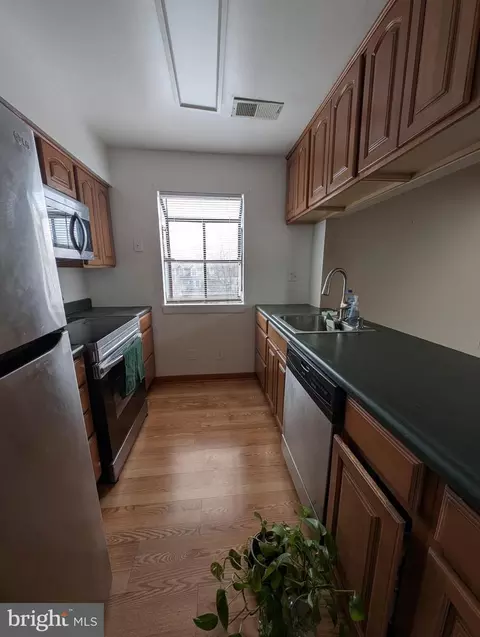 13402 Shady Knoll Dr #204, Silver Spring, MD 20904 photo 17