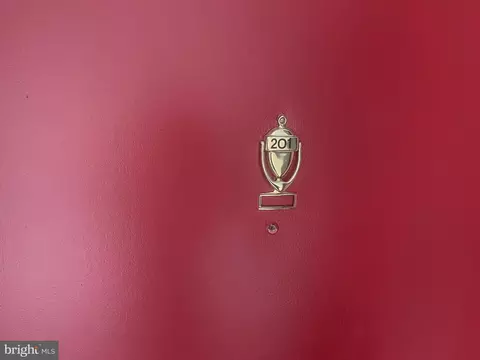 9734 Glen Ave #201-97, Silver Spring, MD 20910 photo 3
