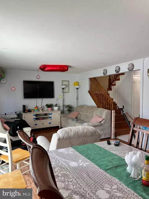 19007 Stedwick Dr, Montgomery Village, MD 20886