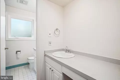11700 Stonington Pl, Silver Spring, MD 20902 photo 29