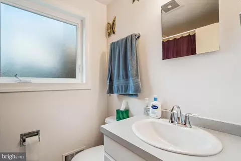 11700 Stonington Pl, Silver Spring, MD 20902 photo 30