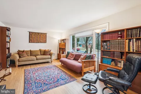11700 Stonington Pl, Silver Spring, MD 20902 photo 8