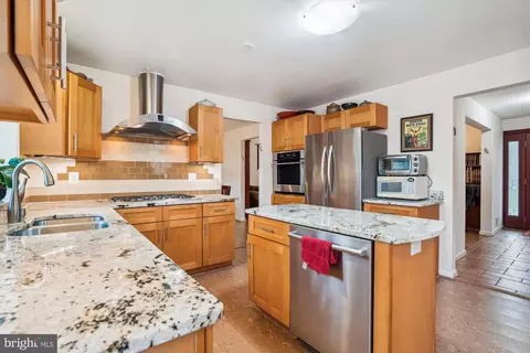 11700 Stonington Pl, Silver Spring, MD 20902 photo 15