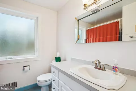 11700 Stonington Pl, Silver Spring, MD 20902 photo 41