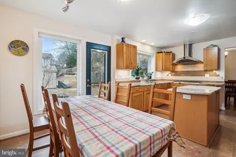 11700 Stonington Pl, Silver Spring, MD 20902 photo 18
