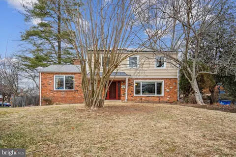 11700 Stonington Pl, Silver Spring, MD 20902 photo 2