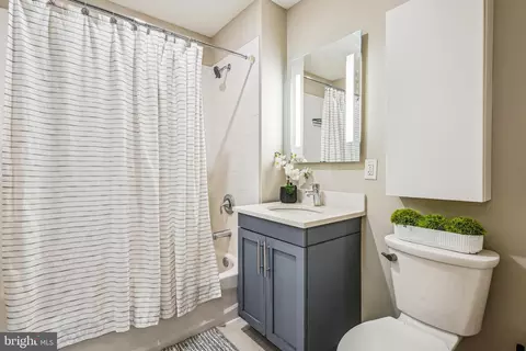 1320 Fenwick Ln #507, Silver Spring, MD 20910 photo 16