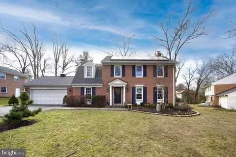 15216 Bitterroot Way, Rockville, MD 20853