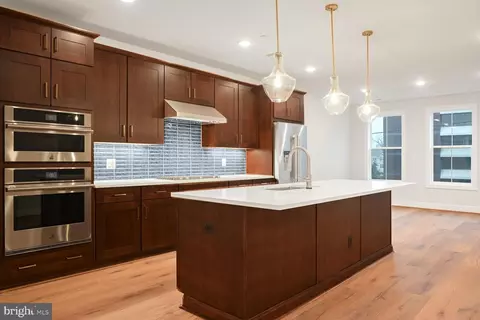 6014 Montrose Rd, North Bethesda, MD 20852