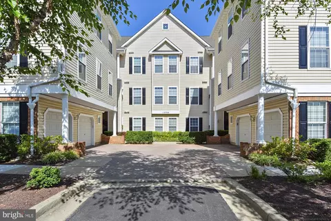 12708 Found Stone Rd #3-201, Germantown, MD 20876