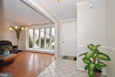 Entry Way - 3308 Kayson St, Silver Spring, MD 20906 photo 2 of 3