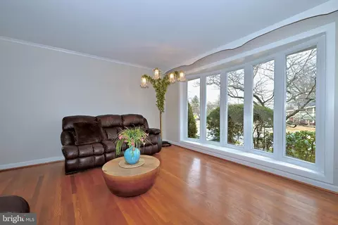 Living - 3308 Kayson St, Silver Spring, MD 20906 photo 1 of 4