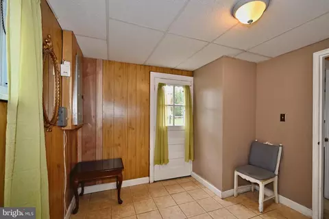 Entry Way - 3308 Kayson St, Silver Spring, MD 20906 photo 3 of 3