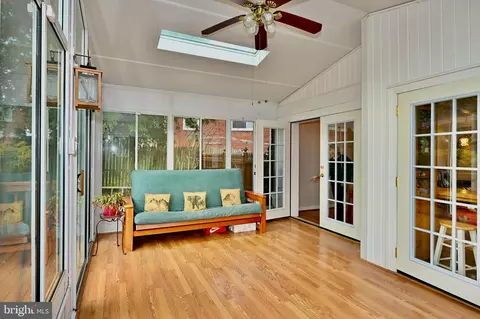 Exterior - 3308 Kayson St, Silver Spring, MD 20906 photo 4 of 7