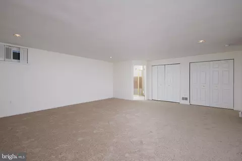 14525 Carona Dr, Silver Spring, MD 20905 photo 39