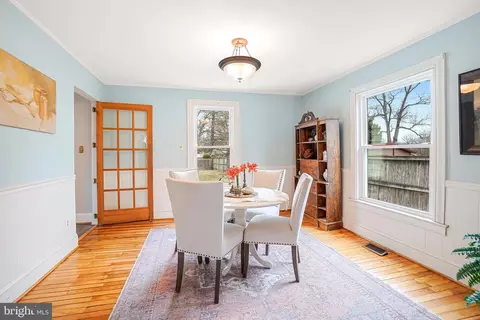 Dining - 713 Ritchie Ave, Silver Spring, MD 20910 photo 1 of 3