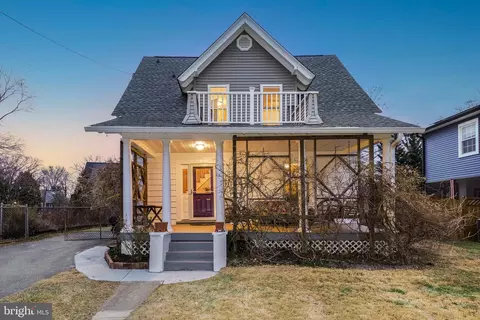 Exterior - 713 Ritchie Ave, Silver Spring, MD 20910 photo 6 of 8