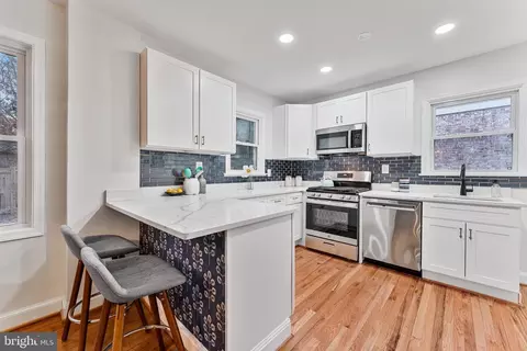 Kitchen - 702 Dale Dr, Silver Spring, MD 20910 photo 1 of 3