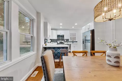 Dining - 702 Dale Dr, Silver Spring, MD 20910 photo 4 of 5