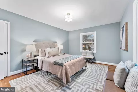 Bedroom - 702 Dale Dr, Silver Spring, MD 20910 photo 3 of 13